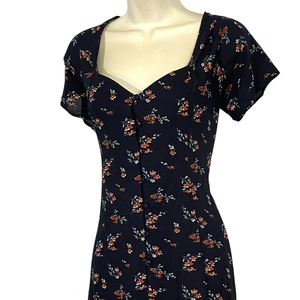 Black Floral Dress by Sky and Sparrow - Picture 3 of 10